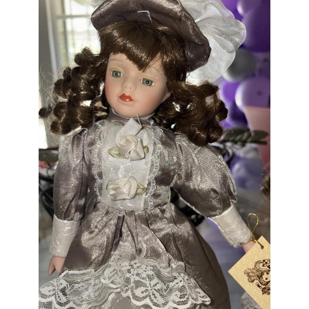 WAMANA~9" Doll Auburn Hair & Blue Eyes Porcelain NEW!! - Picture 2 of 5